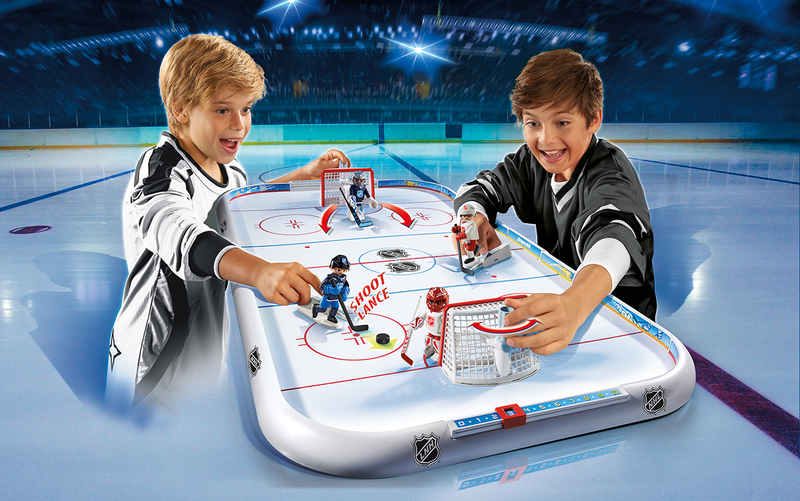Illustration for article titled Strap On Your Skates, Playmobil Now Has NHL Figures